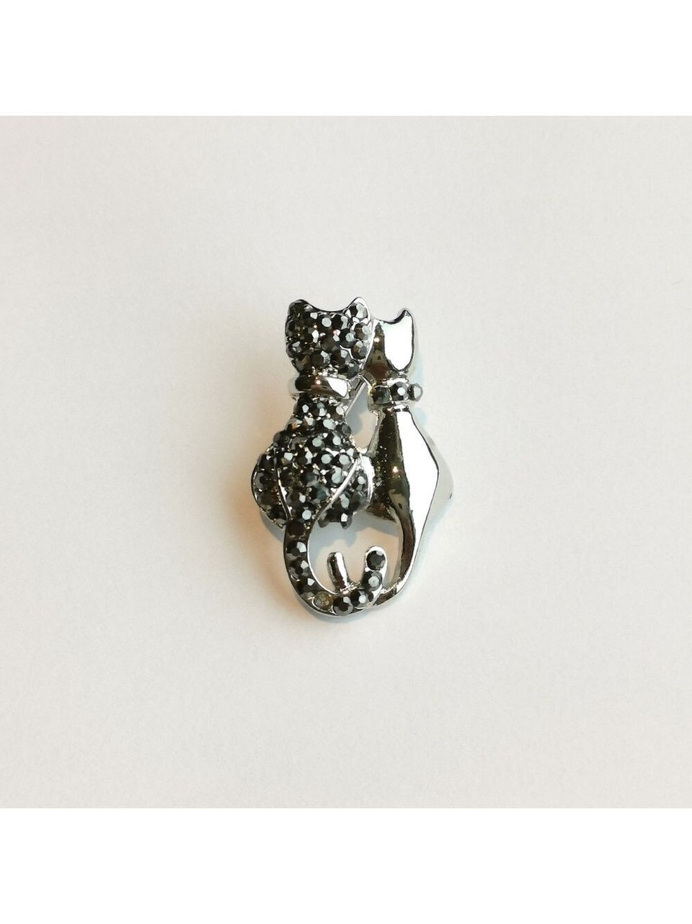 New, silver crystal two cats brooch pin